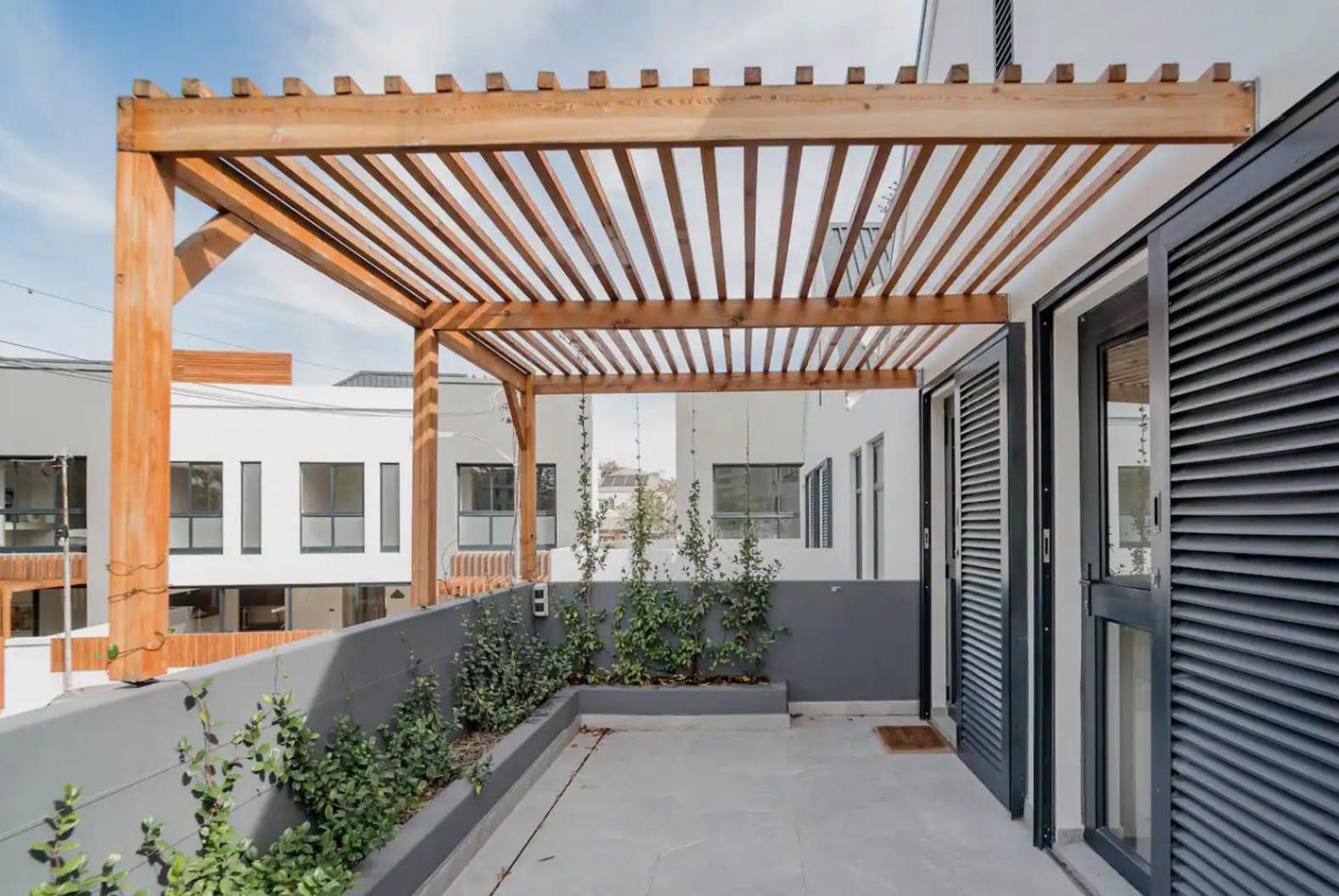 Beginnings - New Townhouse In Welcoming Heart Of Newlands Holiday home Cape Town